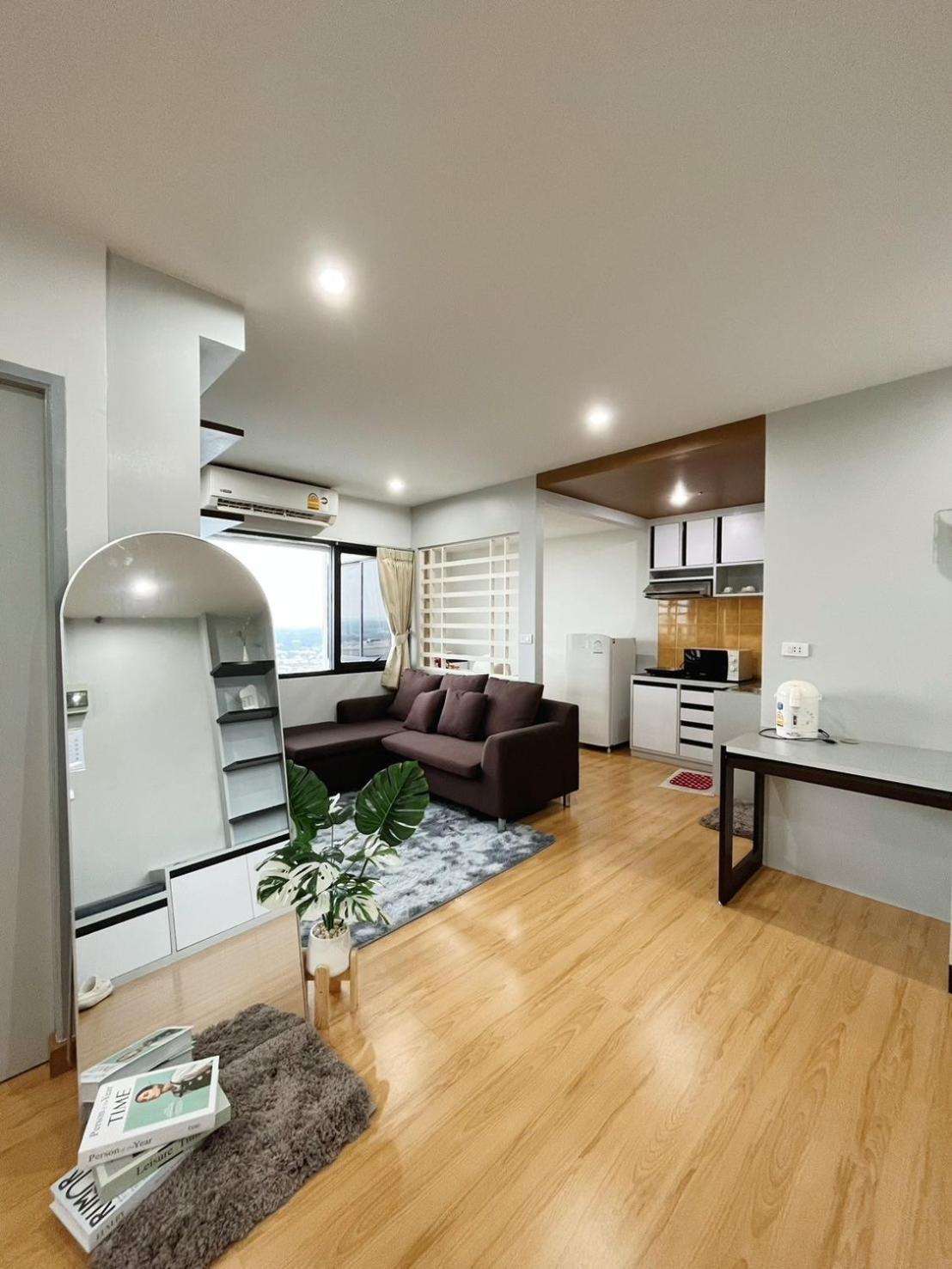 2br Yai Apartment